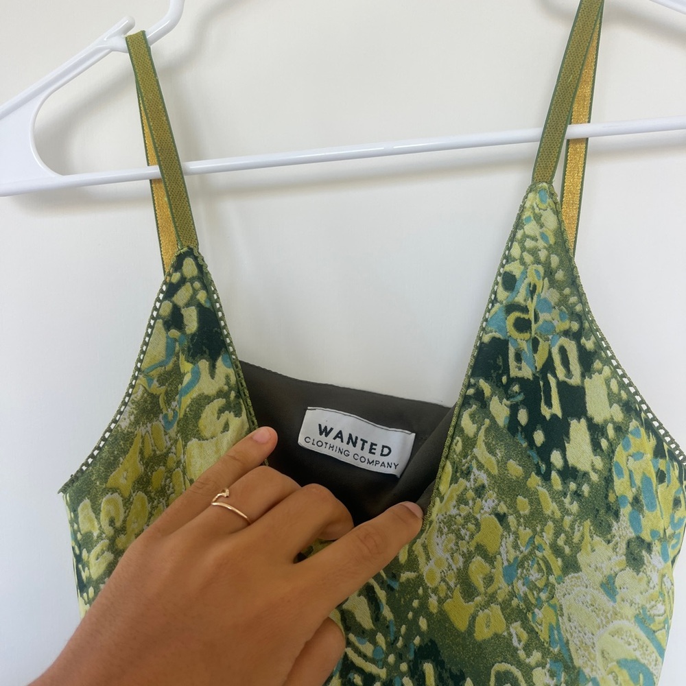 Green Patterned Dress - Picture 3 of 4